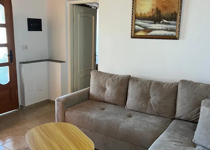 Hébergement de vacances Firauni