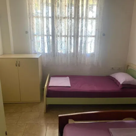 Holiday home Firauni *