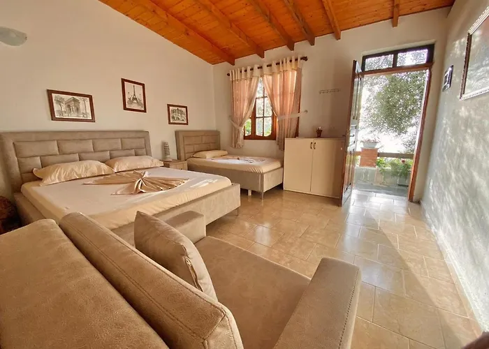 Firauni Ferienhaus Vlorë